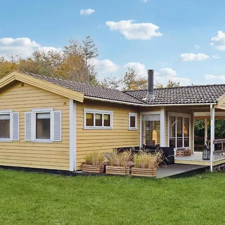 4 Bedroom Beautiful In